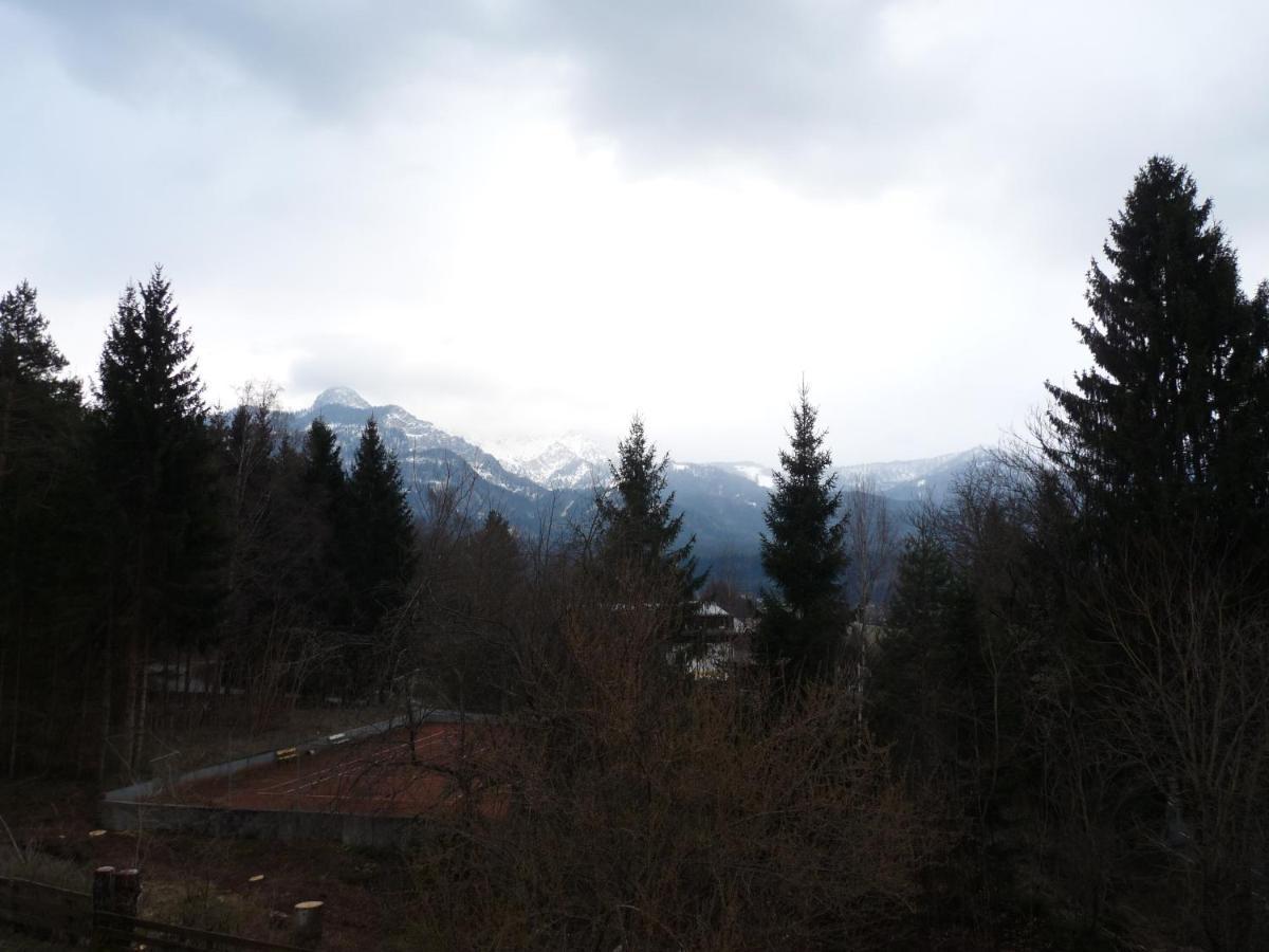 La Irmania Pension Ledenitzen Bagian luar foto